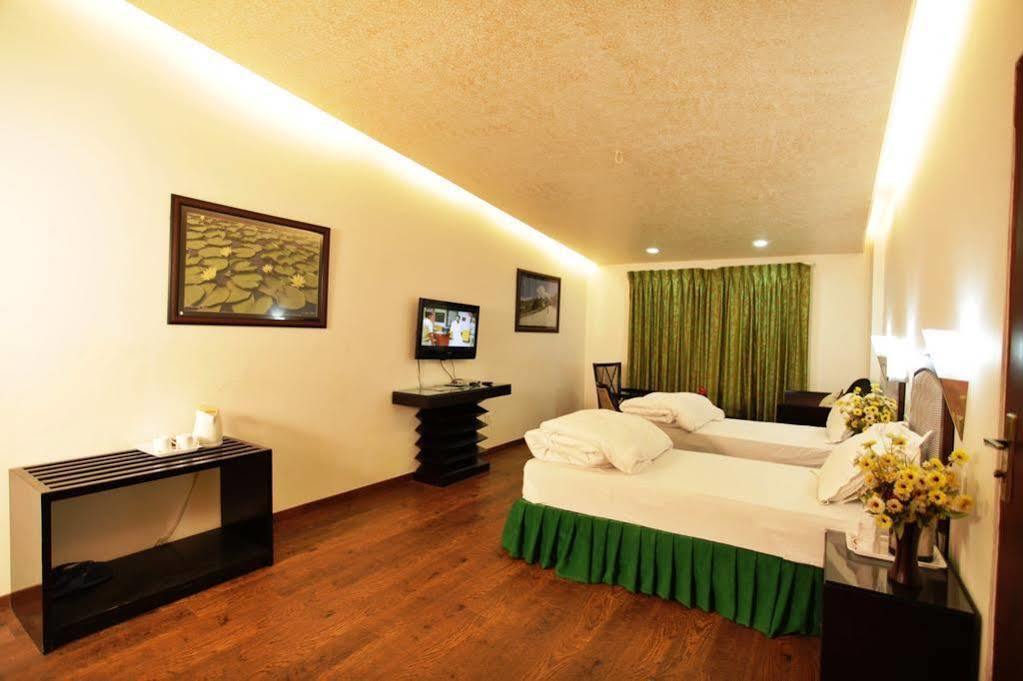 Hotel Grand Mumtaz Towers Srīnagar Extérieur photo